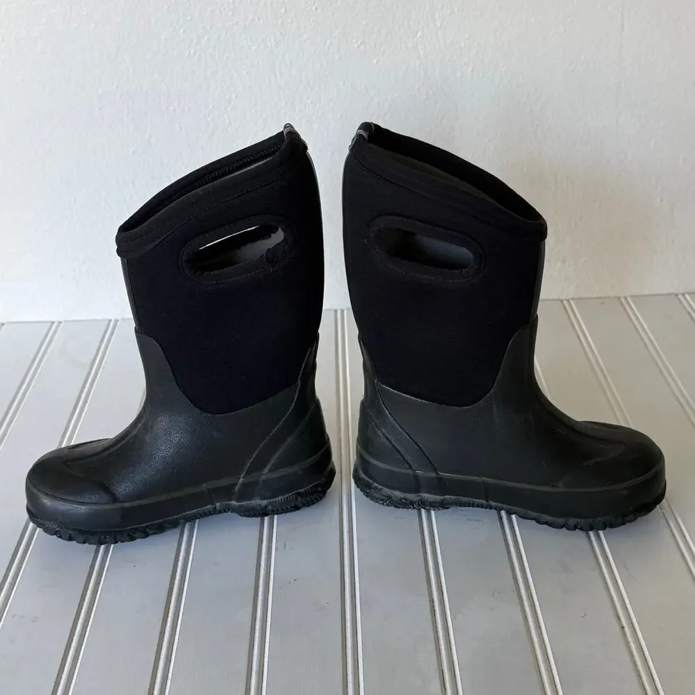 Bogs Kids Classic High Handles boots black cutout handles toddler size 10